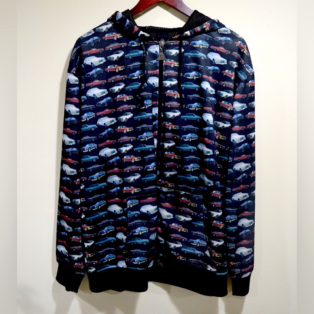Upper Playground Classic Car All Over Print
Hoodie Jacket - Dennis Kennedy
